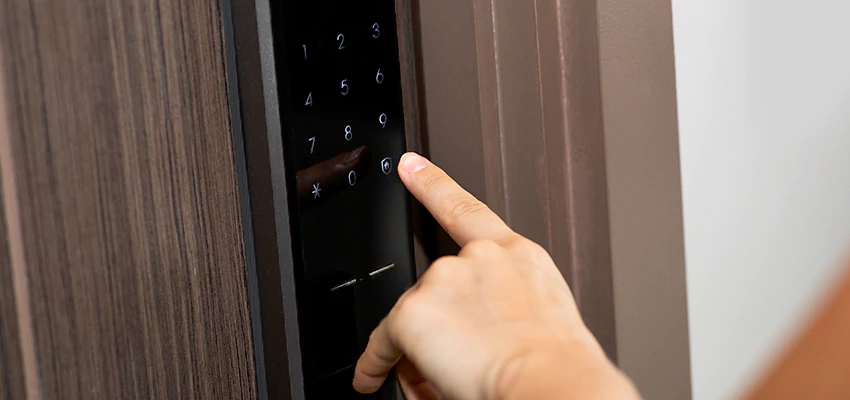 Smart Electric Locks Replacement Services in Largo