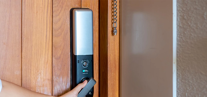 Home Security Electronic Locks Upgrades in Largo