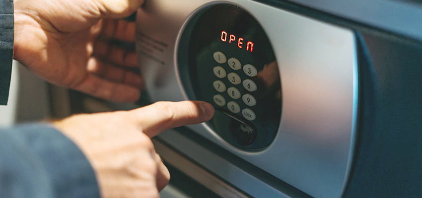 Cash Safe Openers in Largo