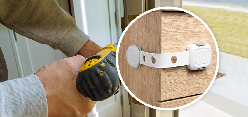 Childproof Sliding Door Locks in Largo